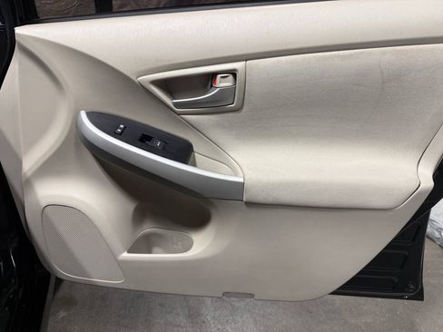 Used 2012 Toyota Prius Three w/ Solar Roof Pkg FWD image 12