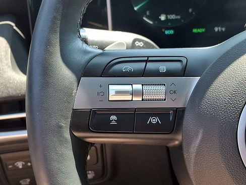 Used 2025 Hyundai Tucson Limited AWD/4WD image 22