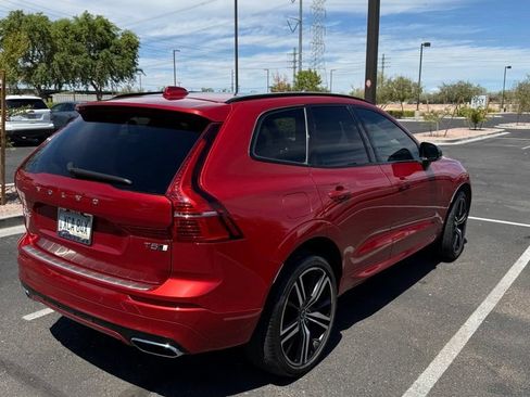 Used 2021 Volvo XC60 T5 R-Design w/ Protection Package Premier AWD/4WD image 4