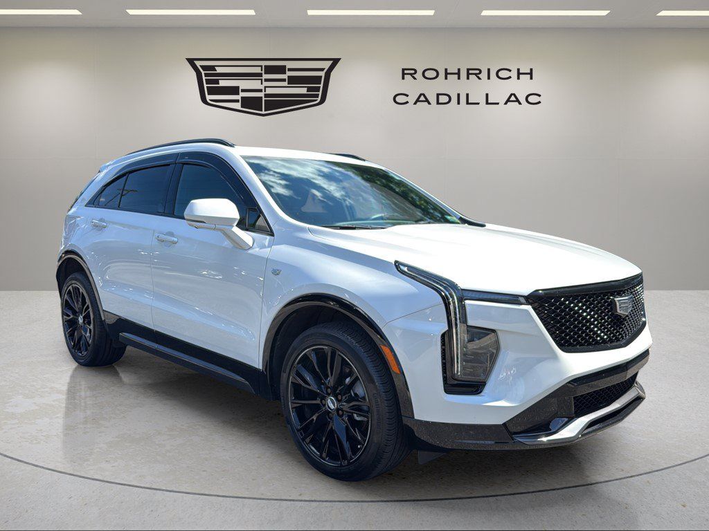 Certified 2025 Cadillac XT4 Sport w/ LPO, Onyx Lite Package AWD/4WD image 28