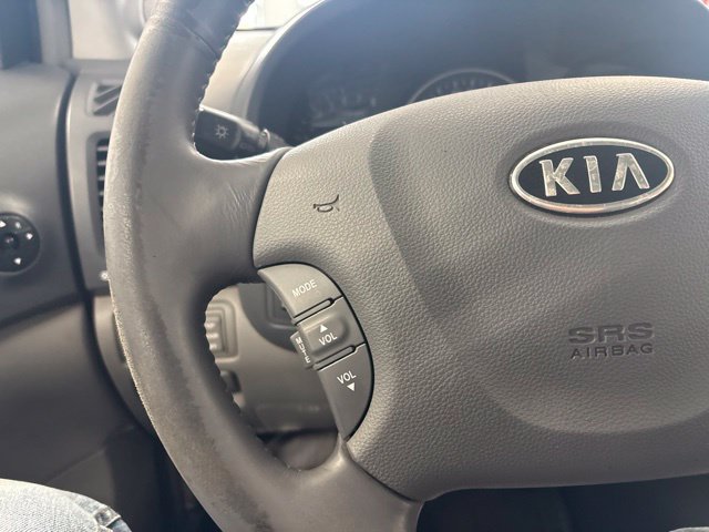 Used 2007 Kia Sedona EX w/ Luxury Pkg FWD image 34