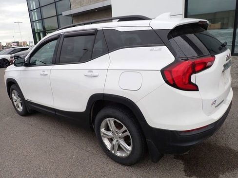 Used 2019 GMC Terrain SLE w/ Driver Convenience Package AWD/4WD image 2