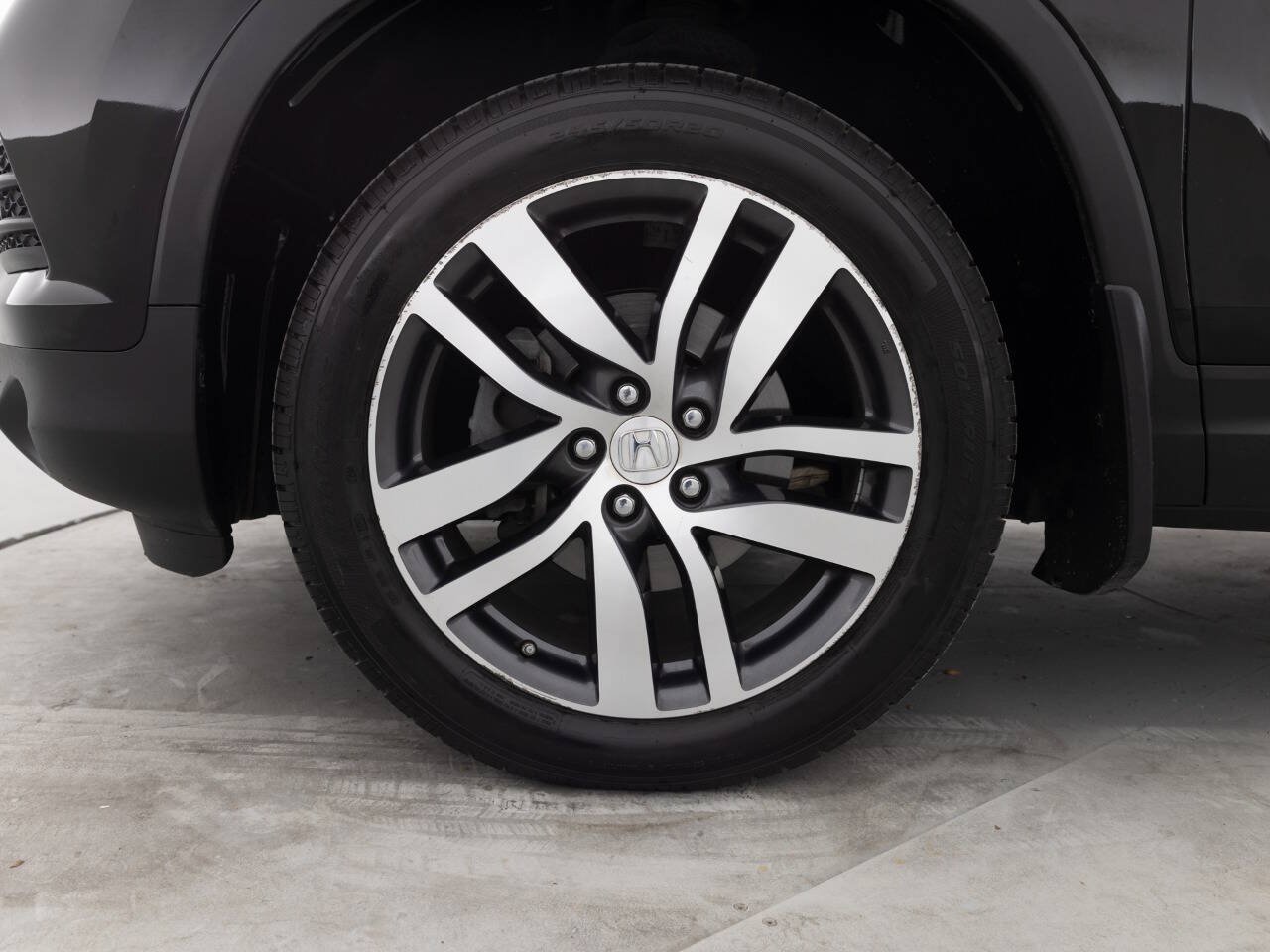 Used 2018 Honda Pilot Elite image 17