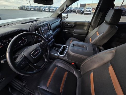 Used 2022 GMC Sierra 1500 AT4 w/ AT4 Preferred Package image 10