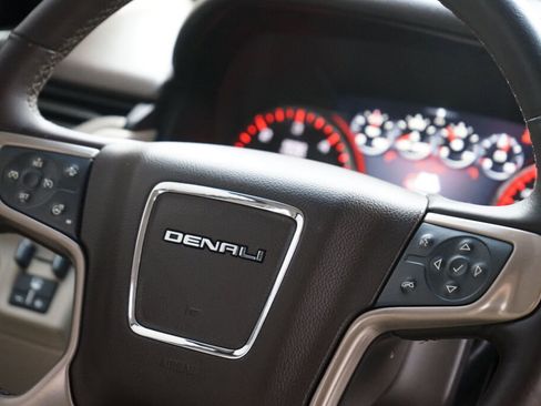 Used 2015 GMC Yukon XL Denali w/ Touring Package image 15