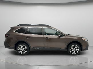 Used 2022 Subaru Outback Limited AWD/4WD video 2