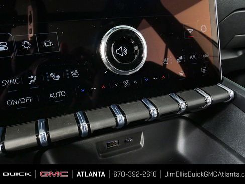 New 2027 GMC Terrain AT4 w/ Convenience Package III AWD/4WD image 14