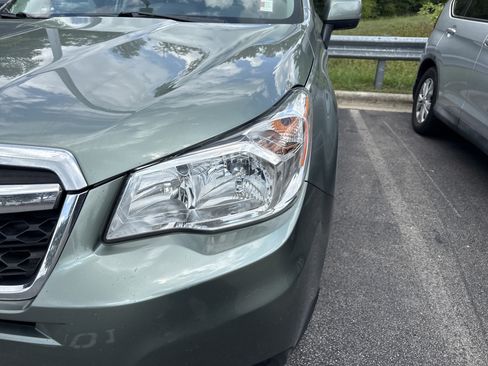 Used 2015 Subaru Forester 2.5i Premium w/ Popular Package #1 AWD/4WD image 12