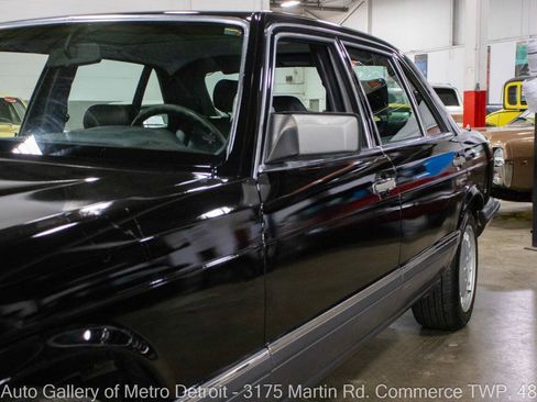 Used 1991 Mercedes-Benz 560 SEL image 21