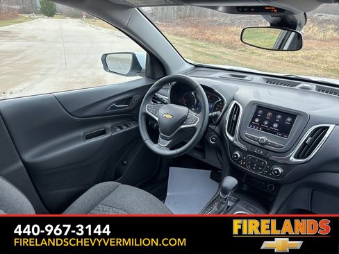 Used 2023 Chevrolet Equinox LT image 29