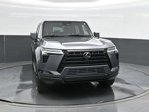 Used 2025 Lexus GX 550 w/ Accessory Package (2T) AWD/4WD image 5