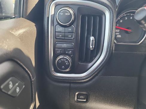 Used 2020 Chevrolet Silverado 1500 LT w/ All-Star Edition image 17