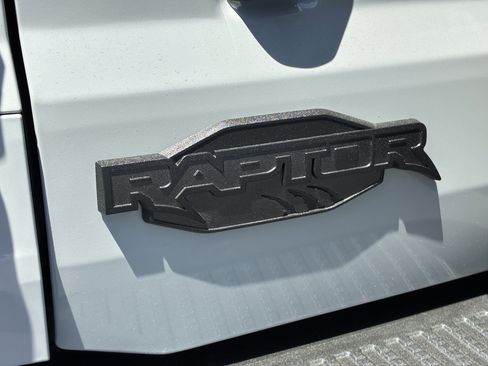 Used 2026 Ford Bronco Raptor w/ Interior Carbon Fiber Pack image 11