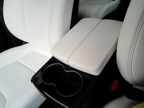 Used 2020 Tesla Model X AWD/4WD image 52