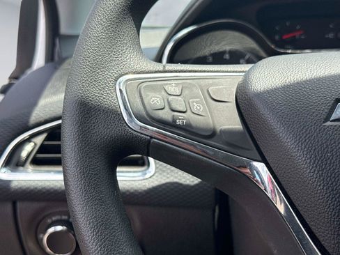 Used 2019 Chevrolet Cruze LT FWD image 28