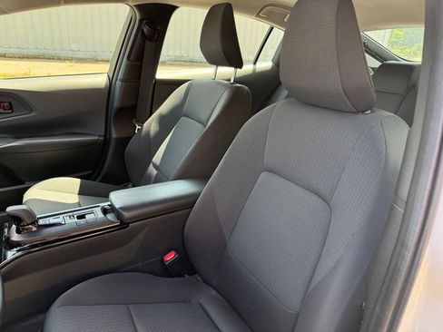 Certified 2024 Toyota Prius LE FWD image 11