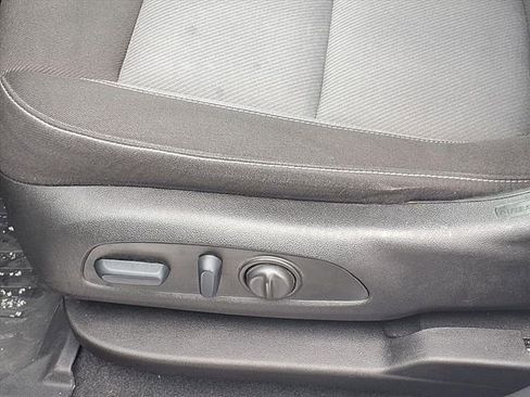 Used 2024 Chevrolet Blazer LT w/ Convenience Package image 4