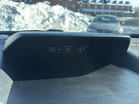 Used 2023 Subaru Crosstrek 2.0i image 30