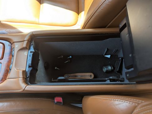 Used 2004 Lexus SC 430 Convertible image 27