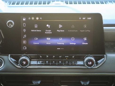 Used 2024 Chevrolet Colorado ZR2 image 14