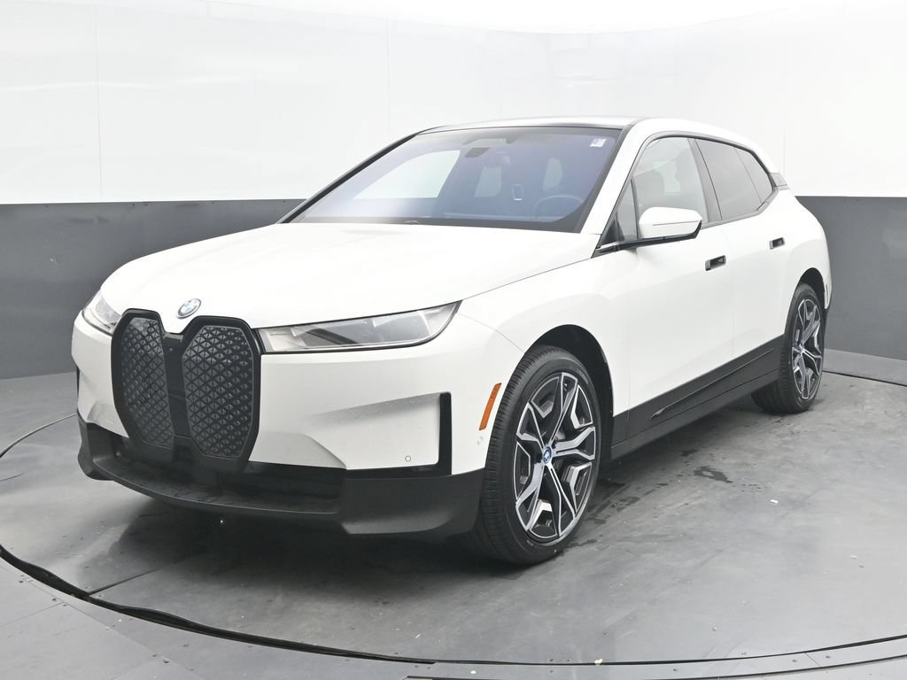 Certified 2024 BMW iX xDrive50 w/ Premium Package AWD/4WD image 1