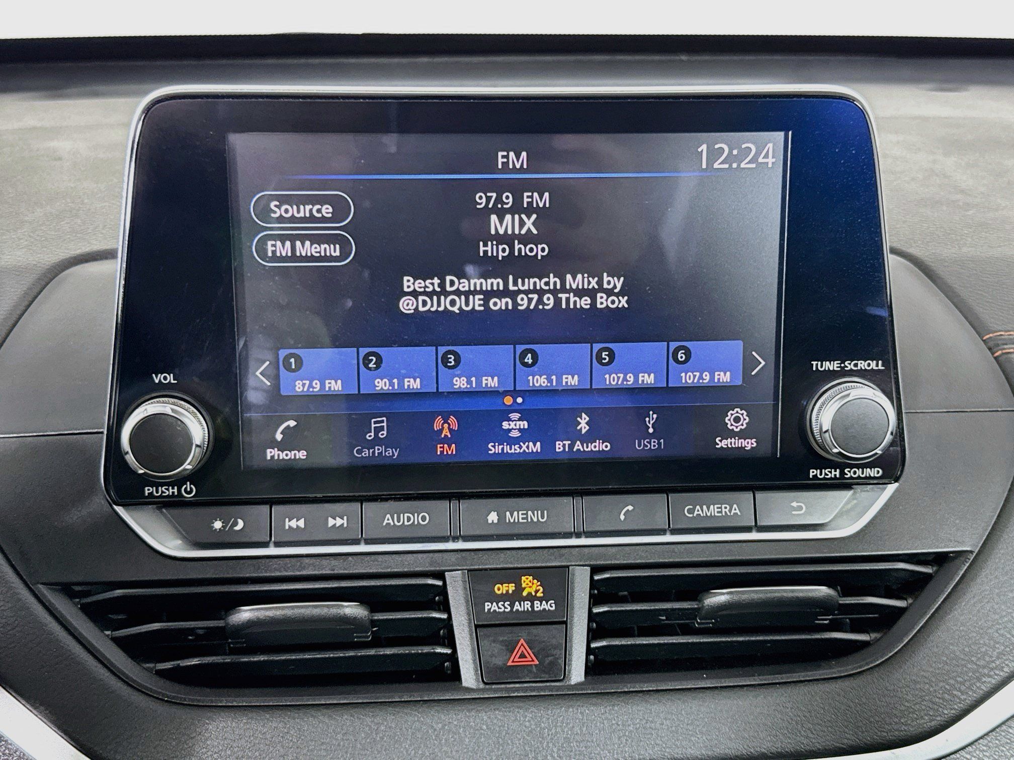 Used 2019 Nissan Altima 2.5 SR FWD image 27
