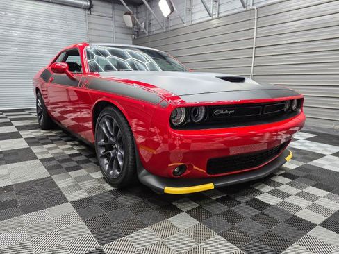 Used 2023 Dodge Challenger R/T w/ T/A Package RWD image 5