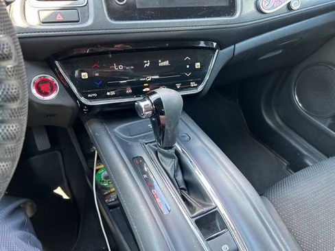 Used 2019 Honda HR-V EX image 23