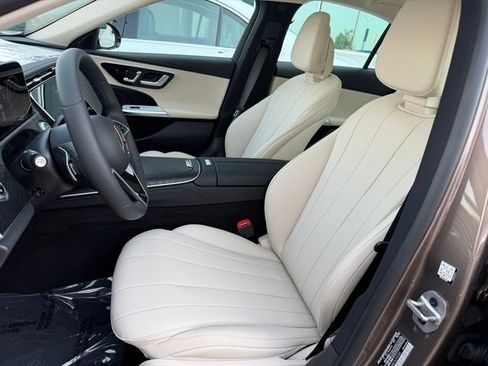 New 2026 Mercedes-Benz E 350 4MATIC Sedan image 10