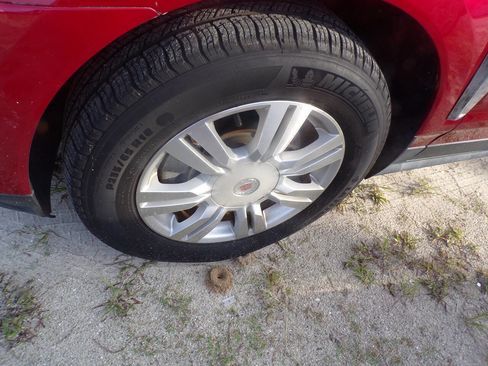 Used 2015 Cadillac SRX Luxury w/ Driver Awareness Package image 17