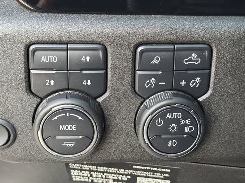 Used 2024 Chevrolet Silverado 1500 LTZ w/ LTZ Convenience Package II AWD/4WD image 13