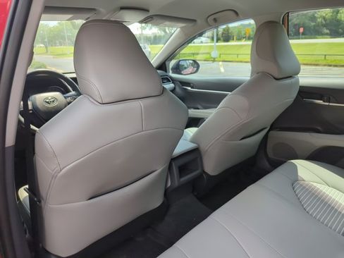 Used 2023 Toyota Camry SE FWD image 22