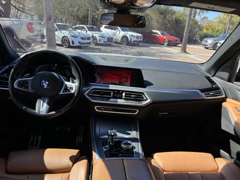 Used 2022 BMW X5 sDrive40i w/ M Sport Package RWD image 29