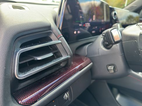 Used 2024 Chevrolet Traverse RS w/ LPO, Floor Liner Package image 16