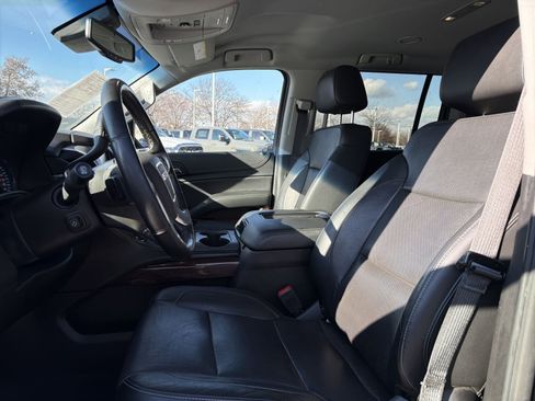 Used 2019 GMC Yukon XL SLT image 18