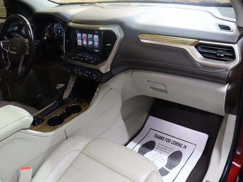 Used 2019 GMC Acadia Denali w/ Technology Package FWD image 65