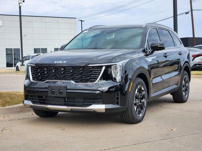 New 2026 Kia Sorento S w/ S Panoramic Sunroof Package