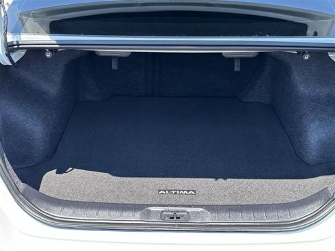 New 2025 Nissan Altima 2.5 S image 7