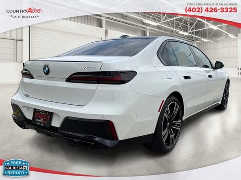 Used 2023 BMW 760i xDrive AWD/4WD image 5