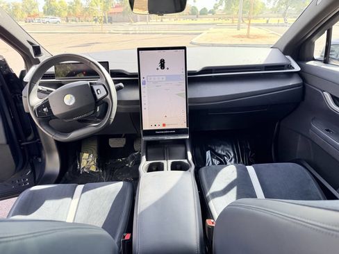 Used 2023 Fisker Ocean One image 21