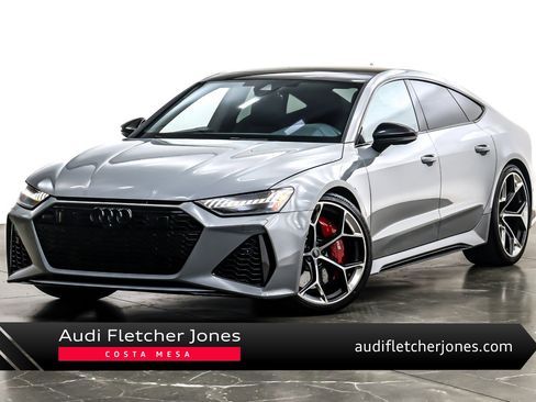 Used 2024 Audi RS 7 Performance w/ Black Optic Package image 1