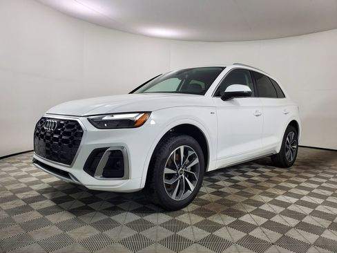 Certified 2023 Audi Q5 2.0T Premium Plus image 4
