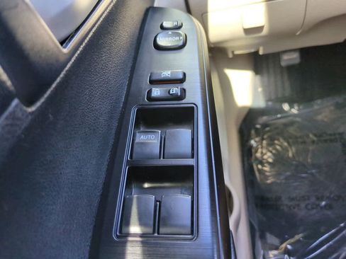 Used 2012 Toyota Camry LE image 20