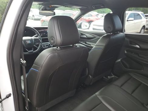 Used 2024 Buick Envista Sport Touring w/ Convenience I Package FWD image 34
