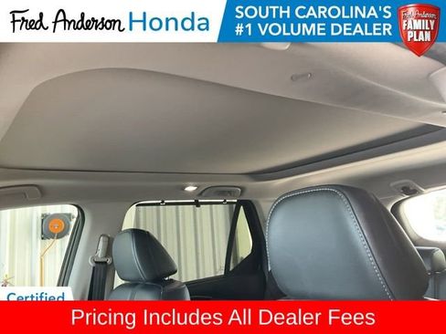 Certified 2023 Honda Pilot Touring image 7