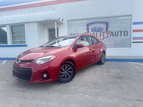 Used 2015 Toyota Corolla S image 2