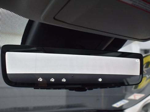 Used 2023 Toyota Highlander Platinum FWD image 26