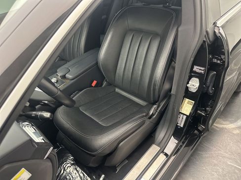 Used 2012 Mercedes-Benz CLS 550 4MATIC image 15