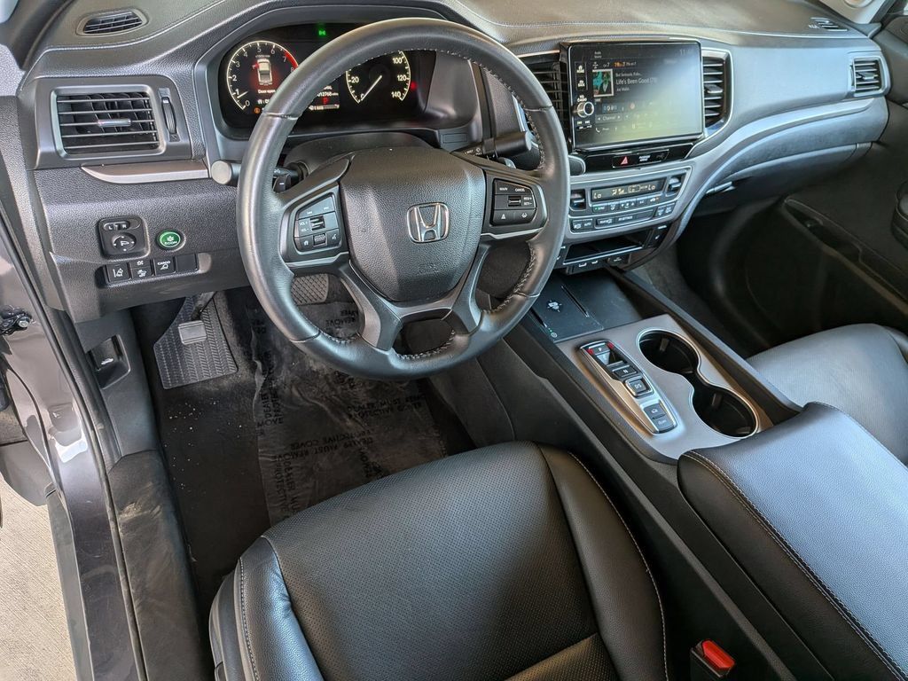 Used 2025 Honda Ridgeline RTL image 16