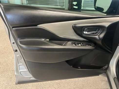 Used 2017 Nissan Murano S w/ Navigation Package AWD/4WD image 26
